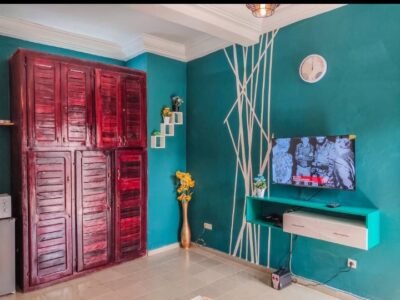 la Degaine IMMO - Chambre Moderne VIP : 01