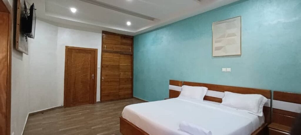 Appartement meublé 03 chambres - Kribi