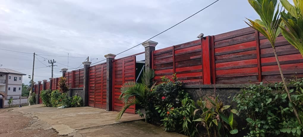 Appartement meublé 03 chambres - Kribi