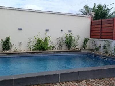 Appartement meublé 03 chambres - Kribi