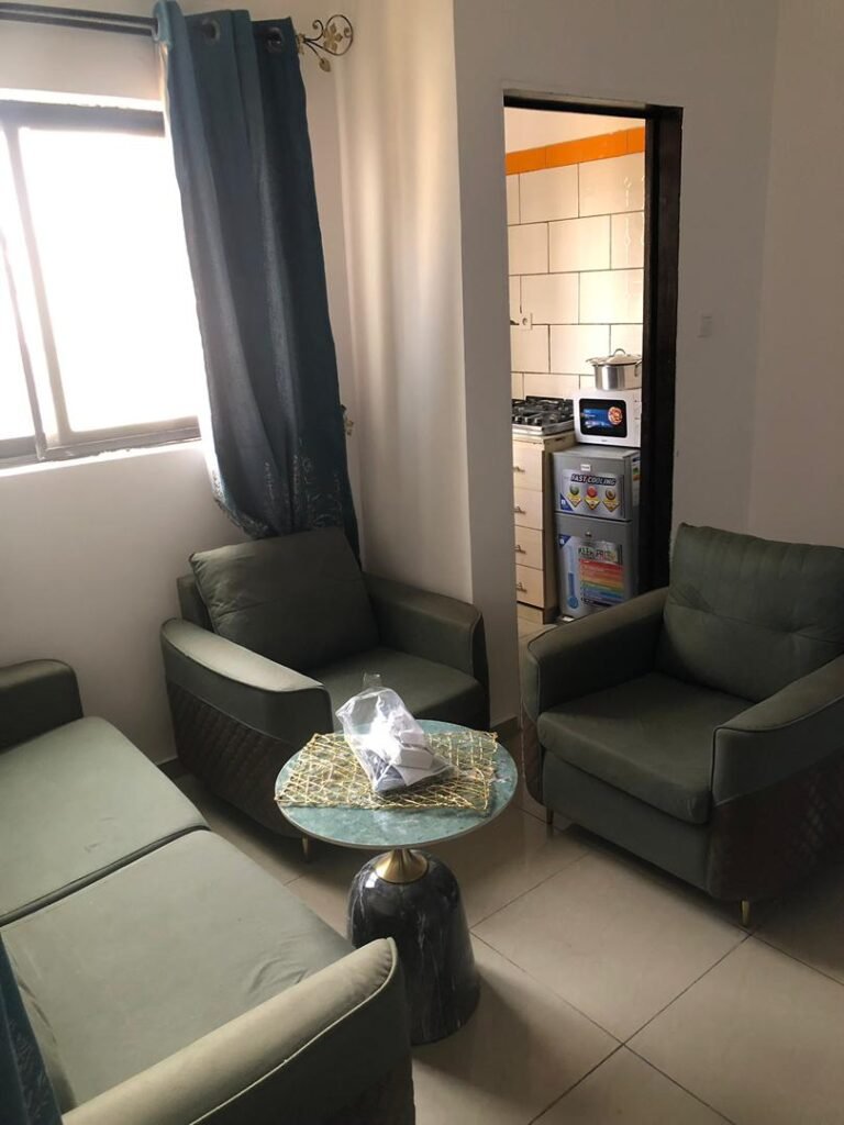 GYNESCENCE - Studio Meublé Deido