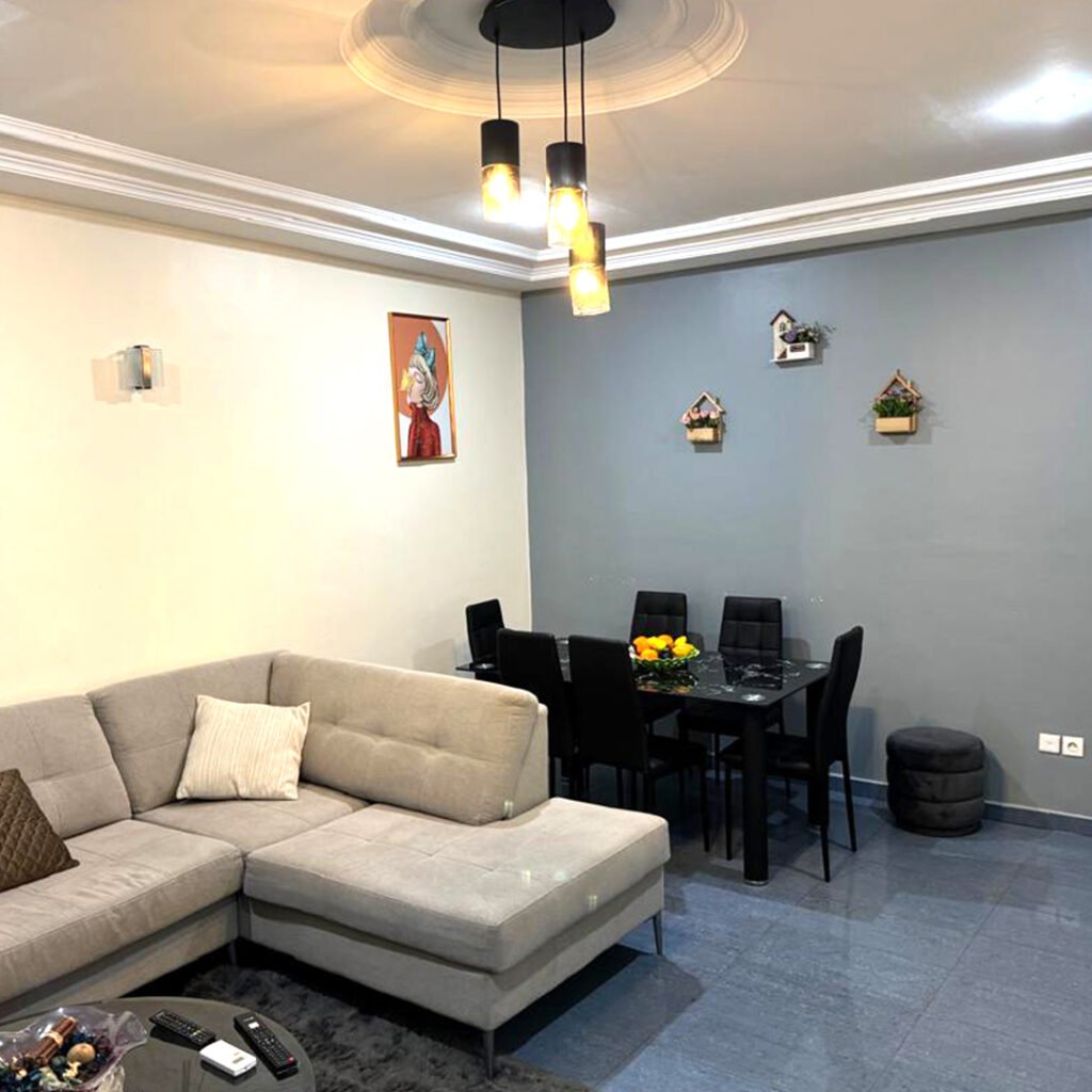 Studio meublé - Bicec Bonamoussadi