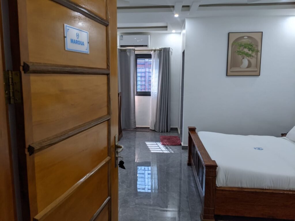 Manbou Hotel - Chambre Meublée